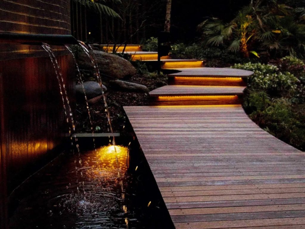 Pool & Water Feature Lighting
